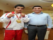 Kepezli Boksör Avrupa Şampiyonu