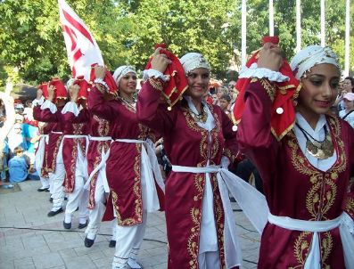 MUAZZEZ ABACı - Keşan'da Festival Coşkusu