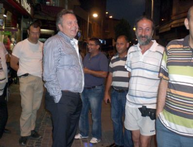 HASAN BÜLENT TÜRKÖZEN - Ayvalık'ta Gece Pazarı