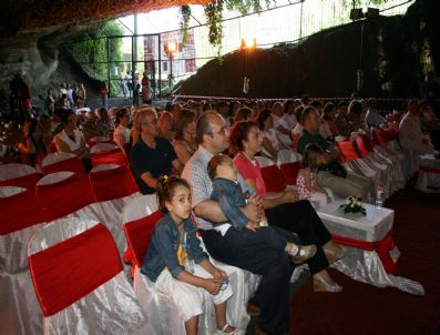 CEZMI ERSÖZ - Ersöz Ve Çetin İlgi Gördü