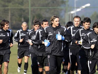 FILIP HOLOSKO - Adalı: Kartal 2 kanat taktı!