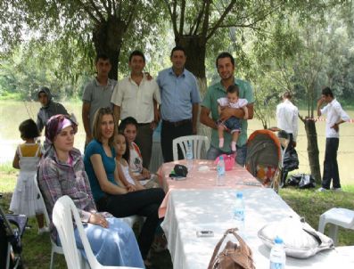 NEHIRKENT - Asaş Alüminyum Geleneksel Aile Pikniği Nehirkent'te Yapıldı