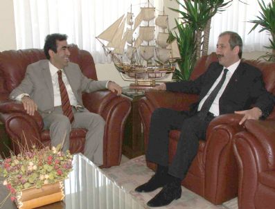 İSA GÖK - Chp Milletvekili Gök'ten Vali Güzeloğlu'na Ziyaret
