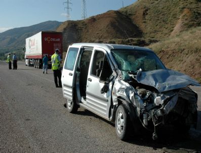 Düğün Yolunda Kaza: 7 Yaralı