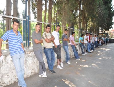 CENGIZ TOPEL İLKÖĞRETIM OKULU - Ehliyet Sınavı İlk Kez Torbalı'da Yapıldı