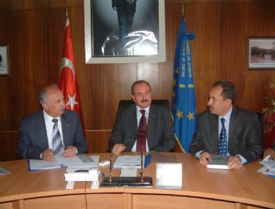 MAHMUT YıLMAZ - Kütahya İl İstihdam Kurulu Toplandı