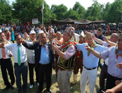 ORHAN ALPER - 10 Bin Yörük Bozağaç'ta Buluştu