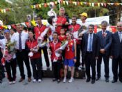 Ayvalık'lı Atlet Erzincan'ı Salladı