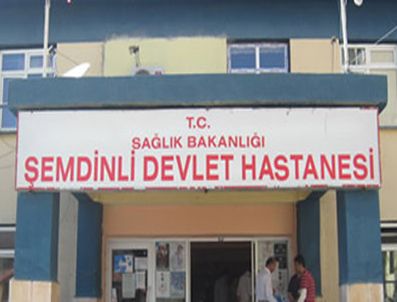 BEYYURDU - Çatışmada ölü ele geçirilen 11 teröristin cenazeleri Şemdinli'ye getirildi