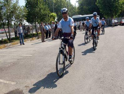 SAIM ESKIOĞLU - Yalova Sahilleri 'Martı Polisler'e Emanet