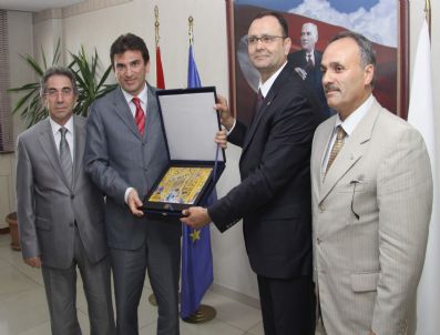 MERSIN TICARET VE SANAYI ODASı - Yalçıntaş'tan Mtso'ya Ziyaret