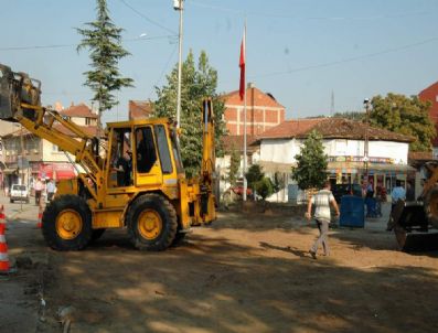 KAMIL KOÇ - Kamil Koç'tan Pazaryeri'ne Park