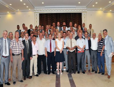 RECEP YALÇıN - Mahalle Muhtarlarından Başkan Akgül'e Hizmet Teşekkürü