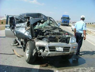 Trafik Kazasında Yaralanan Sürücü Hastanede Öldü