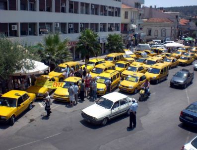 HASAN BÜLENT TÜRKÖZEN - Ulaştırma Bakanlığı'na Tepki İçin Kontak Kapattılar