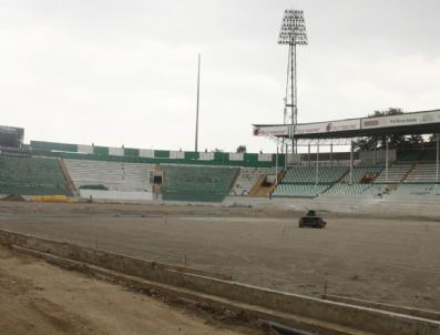 BURSA ATATÜRK STADYUMU - Bursa Atatürk Stadı'nda Sona Doğru
