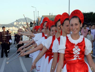 OSETYA - Halk Dansları Festivali Yaşar Doğu'da