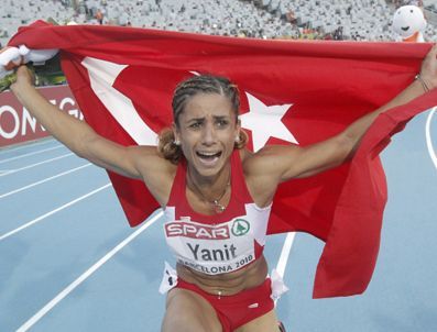 ELVAN ABEYLEGESSE - Nevin Yanıt video - Avrupa Atletizm Şampiyonası'nda altın madalya