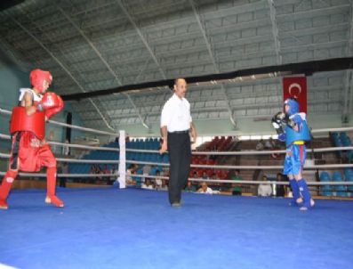 Muay Thai Bölge Şampiyonası Erzincan'da Yapıldı