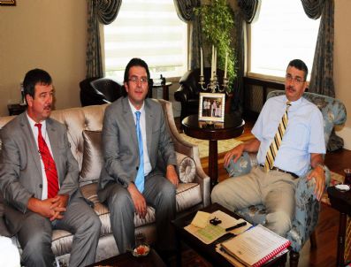 AHMET ERDOĞDU - Sp Yeni Yönetimi Vali Güvenç'i Ziyaret Etti