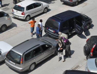 Bolu Caddelerinde Trafik Arapsaçına Döndü