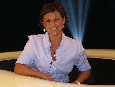 MENDERES SAMANCILAR - Koğuşun kraliçeşi Hülya Avşar