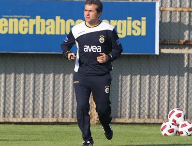 Fenerbahçe Teknik Direktörü Aykut Kocaman: Alex bizimle kalacak