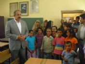 Üniversiteli Gençlerden Toplum Hizmeti Dersi