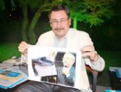 Delegelerin önünde lüks halkın karşısında yırtık ayakkabı