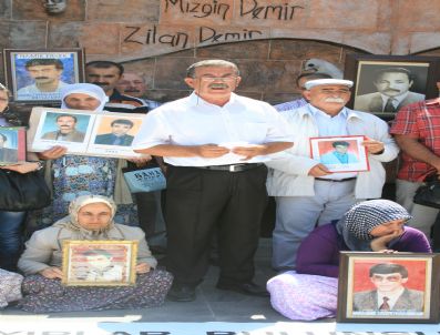 İhd'den Oturma Eylemi