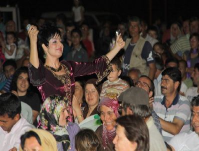 SEBAHATTIN AKKAYA - Ramazan Şenliklerinde Türkü Gecesi