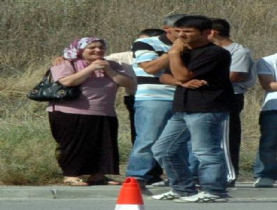 DILRUBA - Yolcu Minibüsü İle Otomobil Çarpıştı: 1 Ölü, 8 Yaralı