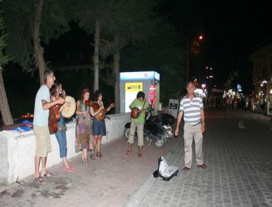 SOKAK ÇALGıCıLARı - Sokak Çalgıcıları Dalyan'da
