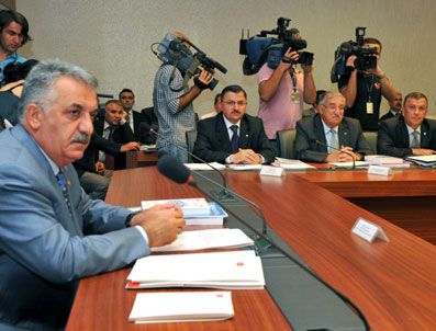 SAMI EVREN - Bakan süre istedi