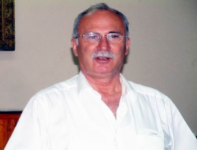 FIKRET AKOVA - Burhaniye Belediyespor'da Kongre Heyecanı