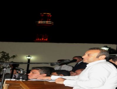 HALIT DEMIR - Devlet Bakanı Bağış Mardin'de Referanduma Destek İstedi