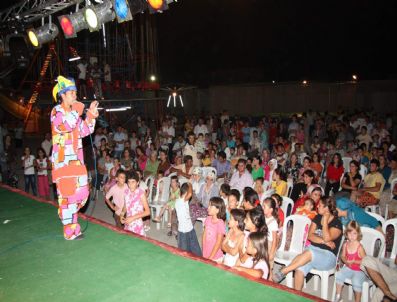 Döşemealtı'nda İftar Çadırında 500 Kişilik Yemek