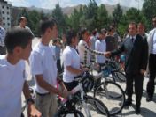 Hakkari'de 'Başarılar Unutulmaz' Projesi