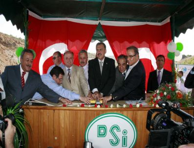 OSMAN COŞKUNOĞLU - Bakan Eroğlu Uşak'ta