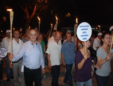 TÜRK MÜHENDIS VE MIMAR ODALARı BIRLIĞI - Bursa Depremi Unutturmamak İçin Yürüdü