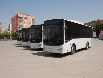 BAŞKANı KAMIL UĞURLU - Karaman Belediyesi'ne Yeni Halk Otobüsü