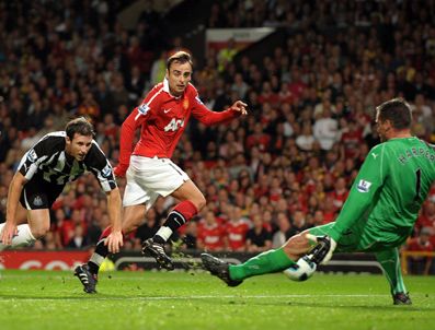 DIMITAR BERBATOV - Manchester United Newcastle United'a acımadı: 3-0