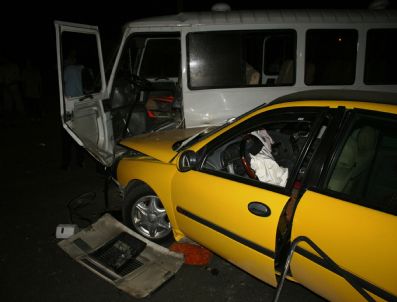 (özel Haber) Iğdır'da Trafik Kazası