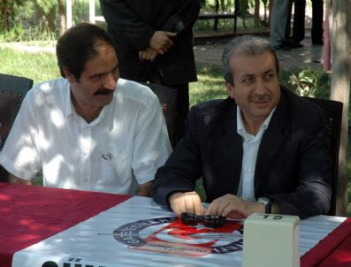 ABDURRAHMAN KURT - Tarım Bakanı Mehdi Eker Referandum Turunda