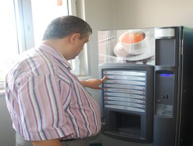 İBRAHIM TÜRKOĞLU - Manavgat Tapu Sicil Müdürlüğünde Şipşak Foto Ve Ücretsiz Çay