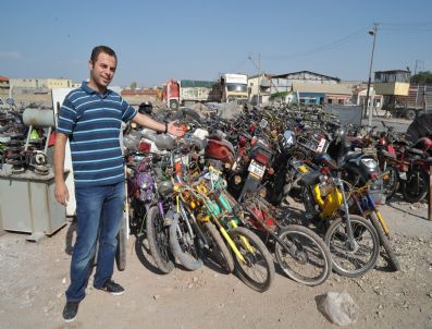 CAFER ŞAHIN - Uşak Polisi Son 7 Ayda 565 Motosikletsürücüsüne Cezai İşlem Uyguladı