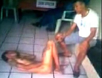 MANILA - İşkencenin fotoğrafı