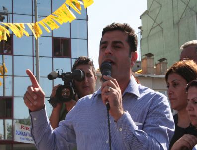 CANAN KORKMAZ - Bdp Iğdır'da Referandumu Boykot Mitingi Düzenledi