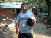 Hayvan Sevgisi 15 Yaşında Çiftlik Sahibi Yaptı