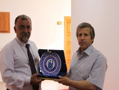 İZMIR YÜKSEK TEKNOLOJI ENSTITÜSÜ - İyte Heyeti Bayburt Üniversitesine Hayran Kaldı